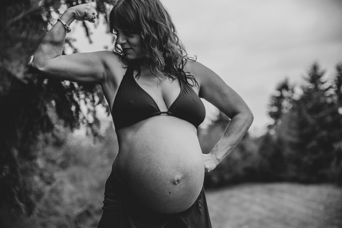 These 27 Stunning Postpartum Photos Will Make You Even More In Awe Of The  Female Body